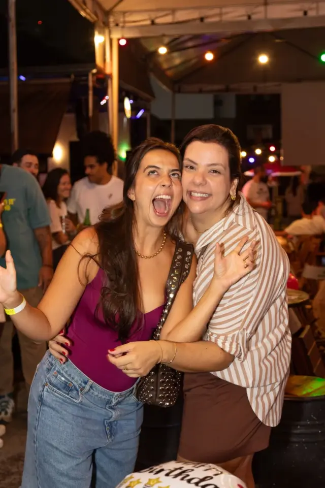 Galera no quintal