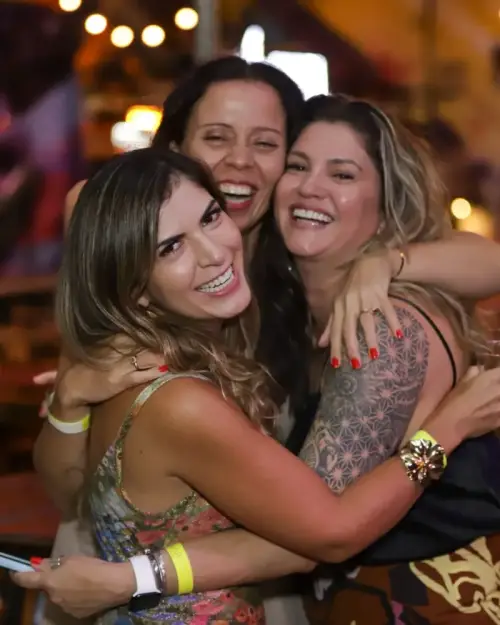 Clientes curtindo o Javari StrEat Park